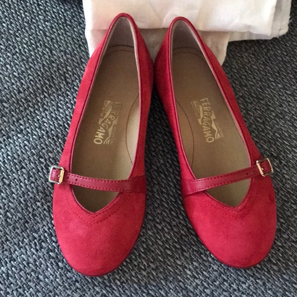 Ferragamo shoes - Picture 2 of 7